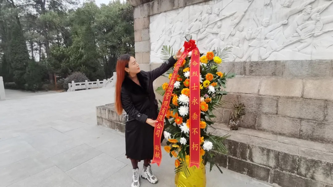 意昂娱乐餐饮集团